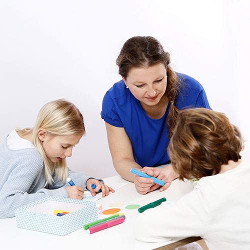 Hausärztin Leipzig Engelsdorf - Dr. med. Anika Irlenbusch - Praxis - Kindersprechstunde